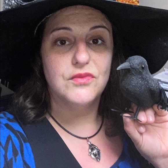 Meet your Posher, Danielle - Picture 7 of 16